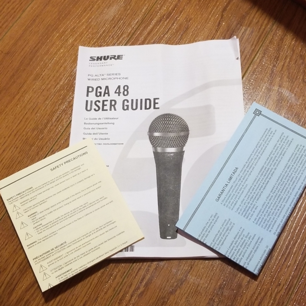 Microphone - Picture 2 of 7